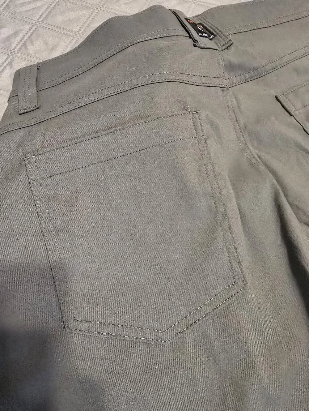 New Mens Wrangler All Terrain Gear Cliffside Utility Pants- Gray- 36x32